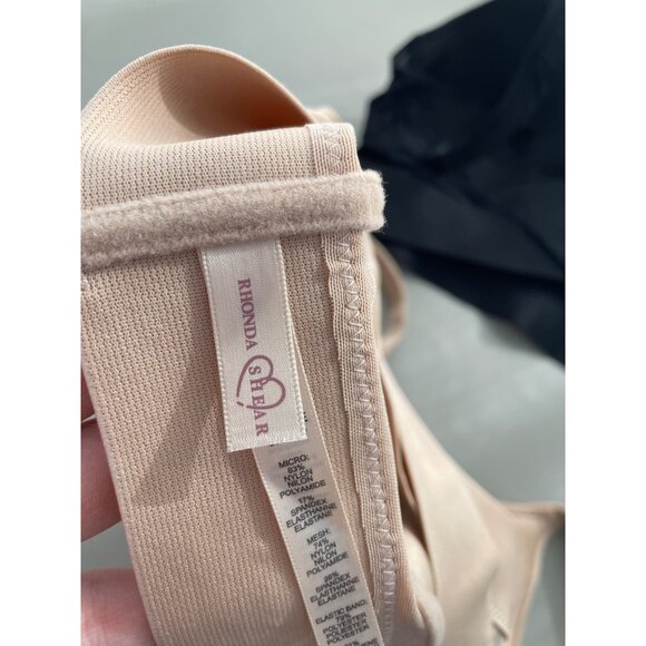 Rhonda Shear 2 Pack Molded Cup Bra with Wrap Back Size Large White Beige 658.6 - Picture 5 of 10